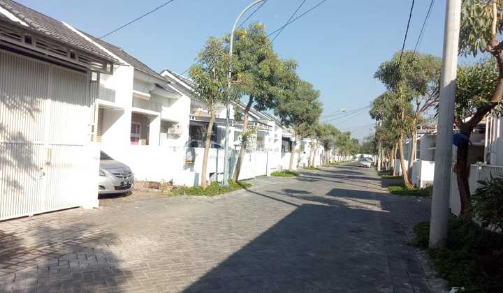 Ready-to-Occupy House at SWP Residence, Good SHM House in SWP Residence Housing, Jl. Raya Kepatihan, Kepatihan, Menganti, Gresik, East Java, Indonesia, 61174, Menganti 2