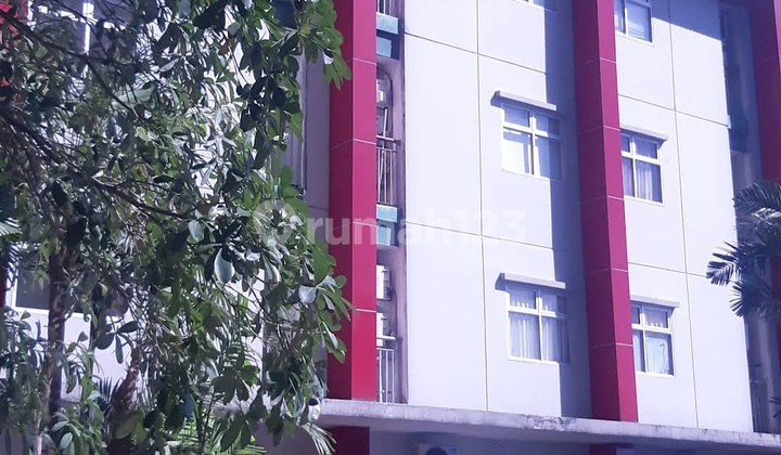 Kantor Strategis di Gunawangsa Merr Rungkut Ruang-Usaha di Lobby Tower B, Apartemen Gunawangsa Merr, Jl. Raya Kedung Baruk No.96, Kedung Baruk, Rungkut, Kota Surabaya, Jawa Timur, Indonesia, 60298, Rungkut 39.0 M² Unfurnished SHM