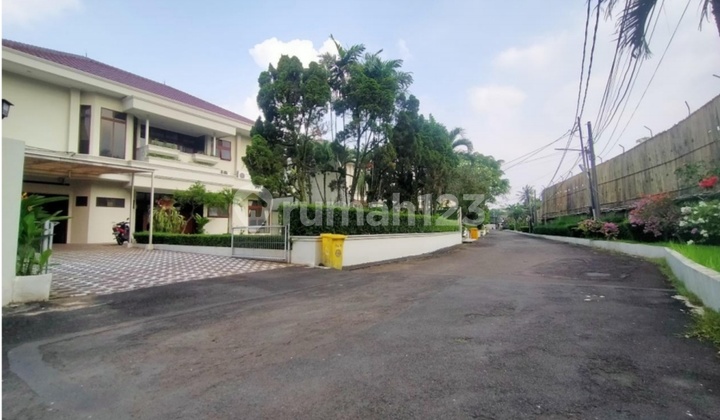 Rumah Besar With Pool di Jorvais Park Kebagusan Jakarta Selatan 2