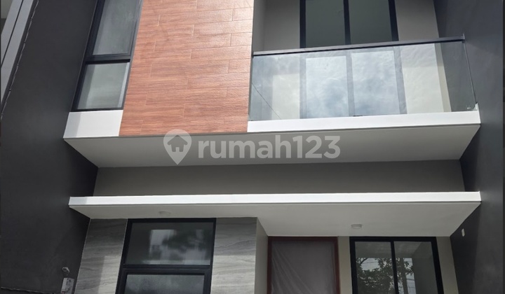 Rumah Modern Minimalis 2 Jejer Strategis Di Baruk Utara Rumah Bagus SHM di Jl. Baruk Utara VIII No.25, Kedung Baruk, Rungkut, Kota Surabaya, Jawa Timur, Indonesia, 60298, Kedung Baruk