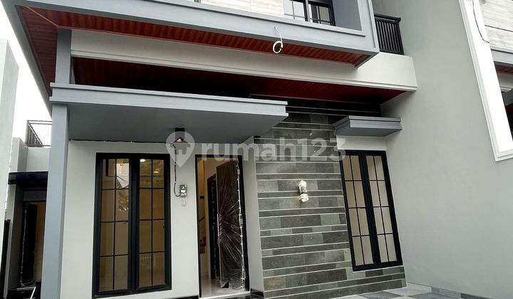 New Hook House Fresh in Manyar, Good SHM House at Jl. Manyar Jaya XIV No.33, Menur Pumpungan, Sukolilo, Surabaya City, East Java, Indonesia, 60118, Manyar 2