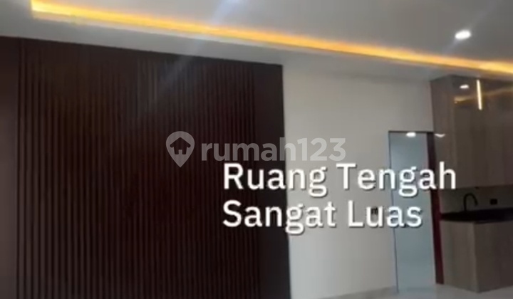 Semi-Furnished House in Citraland Utama, Good House with SHM at Taman Puspa Raya, Citraland, Jln Taman Puspa Raya, Sambikerep, Sambikerep, City of Surabaya, East Java, Indonesia, 60217, Citraland 2