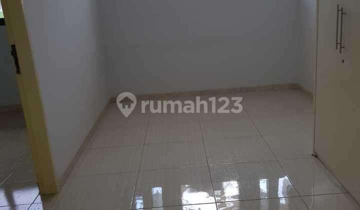 SEMI-FURNISHED HOUSE AT SUNSET BEACH 2