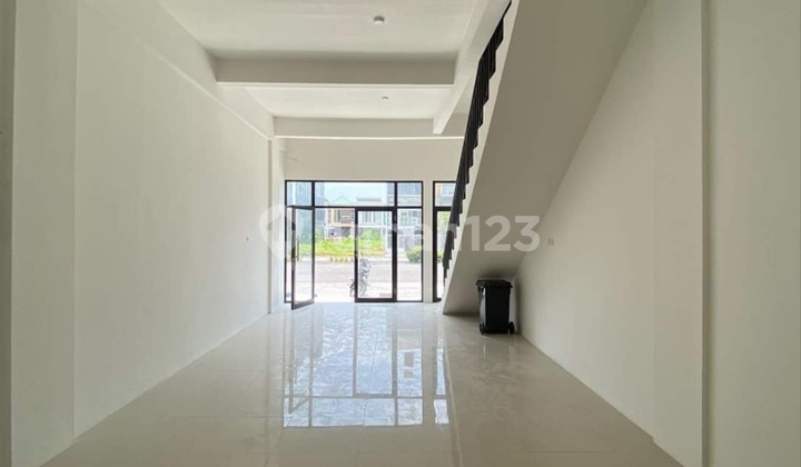 New Ready-to-Occupy Ruko in Eastern Park Grand Easternkeputih Ruko at Eastern Park Residence, Jl. Raya Sukolilo Mulia, Keputih, Sukolilo, Surabaya City, East Java, Indonesia, 60111, Keputih 54.0 m² Unfurnished SHM