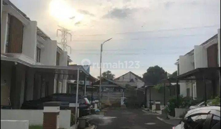 Dijual Rumah Cantik di Cinere Park Viewe, Cinere, Depok 2