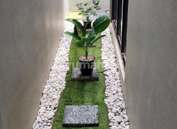 Dijual Rumah Semi Furnished di Grand Wisata, Bekasi 2