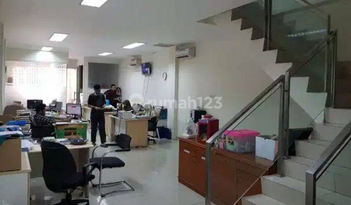 Disewakan Ruko komersil 4½ Lantai di Tebet Timur, Jakarta Selatan 2