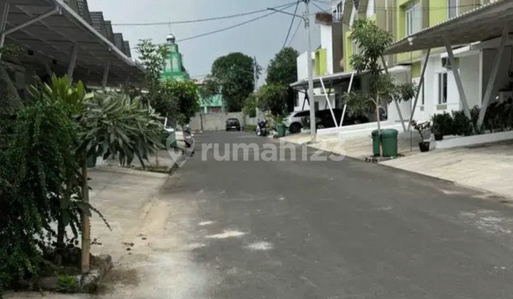 Attractive Investment! Fully Furnished House in North Bekasi, 3BR, 2 Bathrooms, Ready for Deed of Sale and Purchase.