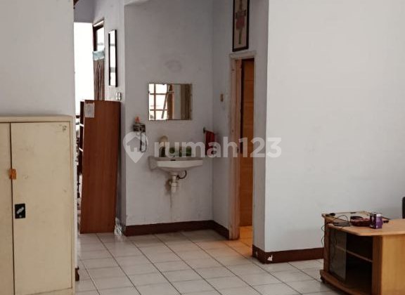 For Rent 220 m² House in Pondok Pekayon – Near Galaxy & Pakuwon Mall For Rent 220 m² House in Pondok Pekayon – Near Galaxy & Pakuwon Mall