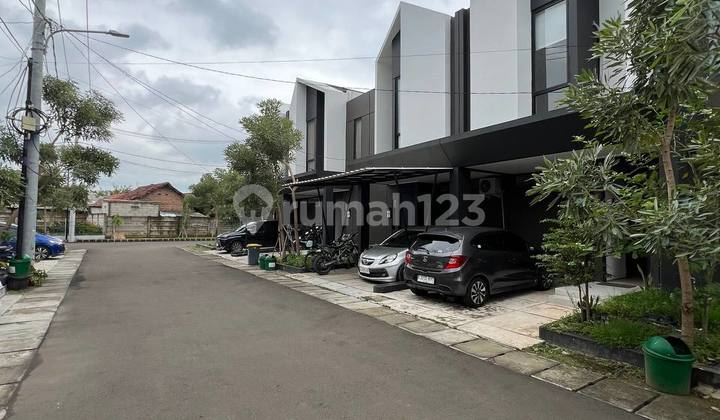 Harga Jauh di Bawah Pasaran! Rumah 2 Lantai Citaville Pilar - Bebas Banjir 2