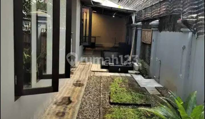 Sewa Rumah Siap Huni Jagakarsa - Luas Tanah 379M², Jarang Ada! 2