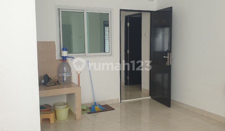 For Rent House Near Grand Galaxy Mall - Strategic Location & Flood Free!