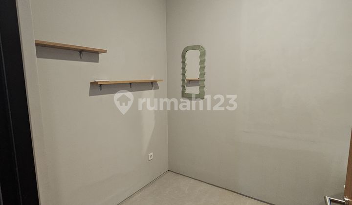 Rumah siap huni full furnished dalam cluster. Grand Wisata  2