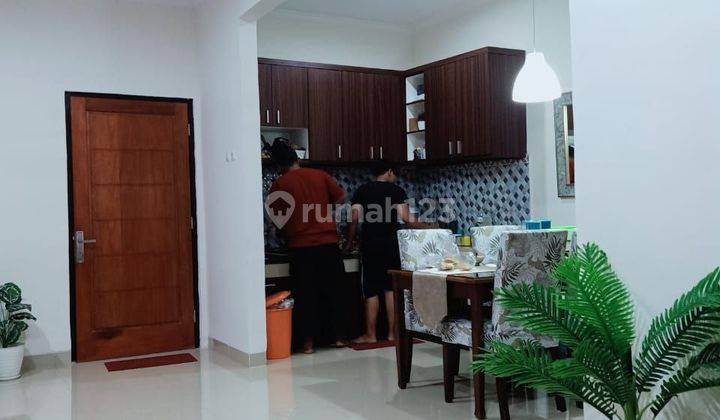Disewakan rumah siap huni, cluster,strategis. Jatiasih Bekasi 2