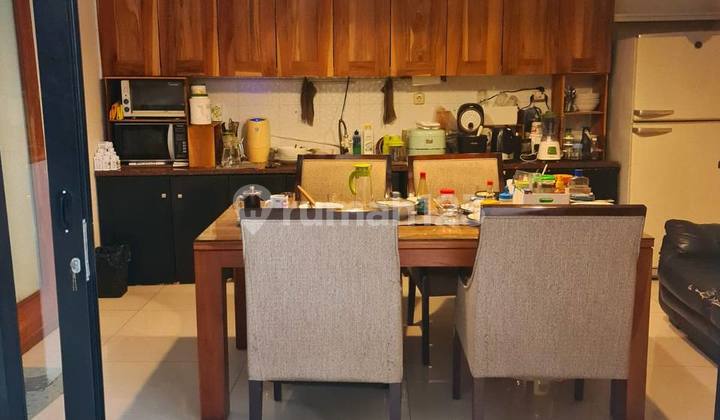 "Kemang Pratama | Rumah Mewah 8KT + Private Pool | Full Jati & Siap Huni!" 2