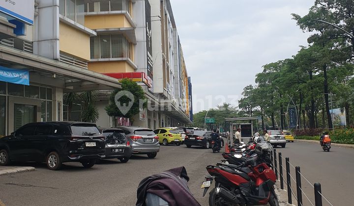 Summarecon Bekasi 4-Storey Shop House – Land Area 6x17, Building Area 364m², Suitable for Office & Business Summarecon Bekasi 4-Storey Shop House – Land Area 6x17, Building Area 364m², Suitable for Office & Business