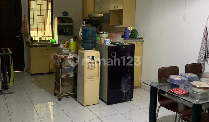 Translate to English: 2