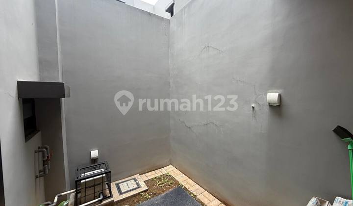 Rumah Cantik 2 Lantai di Magenta Residence Summarecon Bekasi – 4KT, Siap AJB! 2