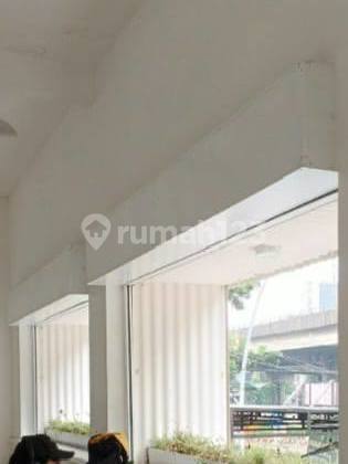 Super Strategic Adjacent Shop Houses on Jl. Ahmad Yani Matraman - Suitable for Large Businesses, 22,000W Electricity 2