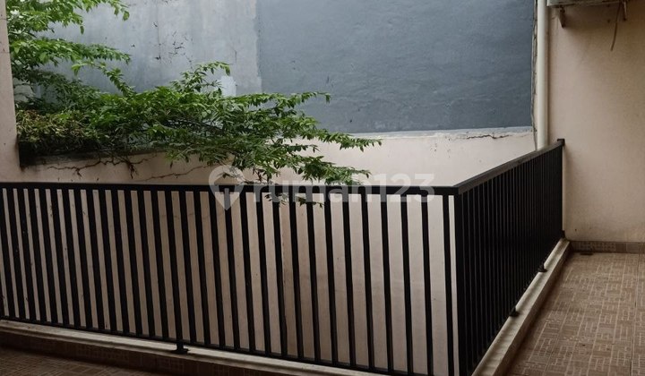 Kesempatan Langka! Rumah Siap Huni di Maple Residence Summarecon 2