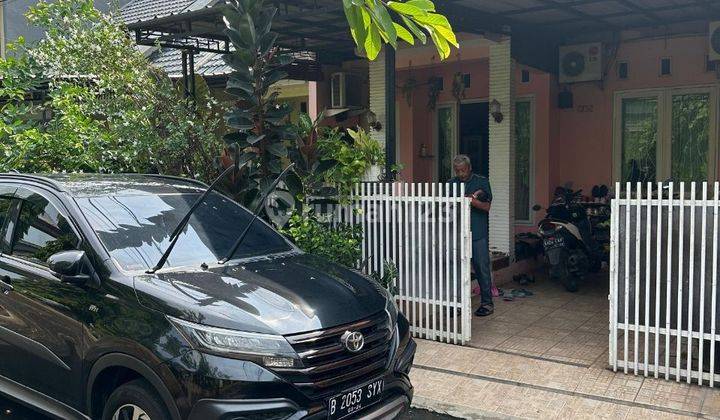 Rumah Jual Di Grand Galaxy Lokasi Strategis  1