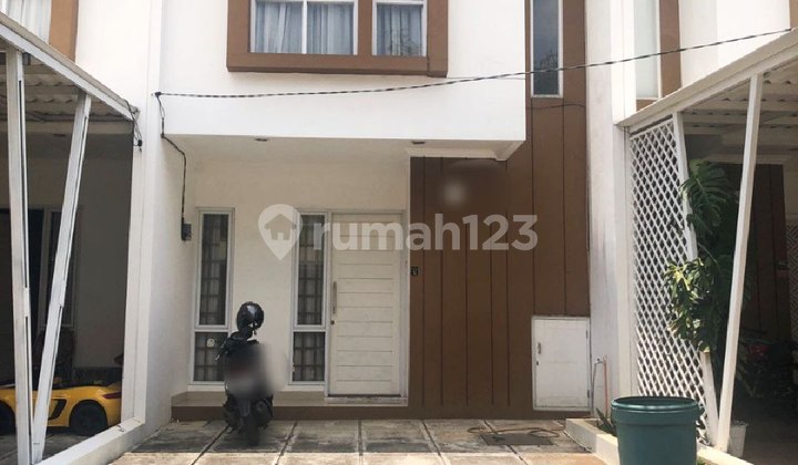 Beautiful 2-Story House in Golden Cluster – Strategic Location in North Bekasi, SHM Ready!