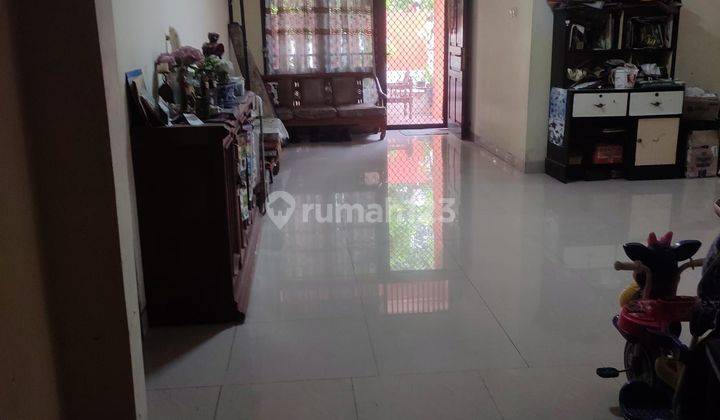 Super Hot
/ Dijual 
rumah Di Villa Melati Mas 2 Lantai 2