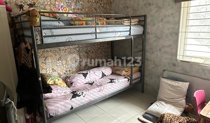 Nice House Semi Furnished SHM premier park Modernland, Tangerang 2