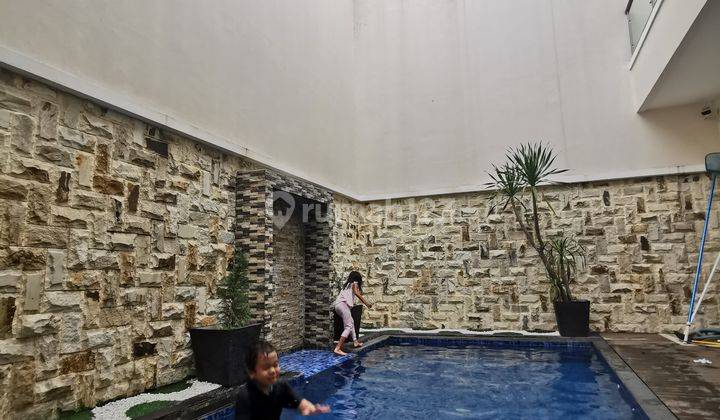 dijual / disewa Rumah Mewah Cantik Banjar Wijaya Hoek furnished  2