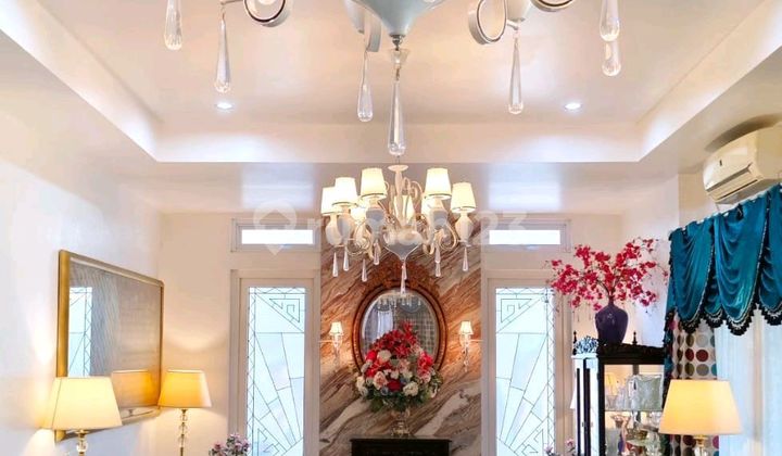 Rumah 2 Lantai Dengan Rooftop Di Cempaka Putih 2