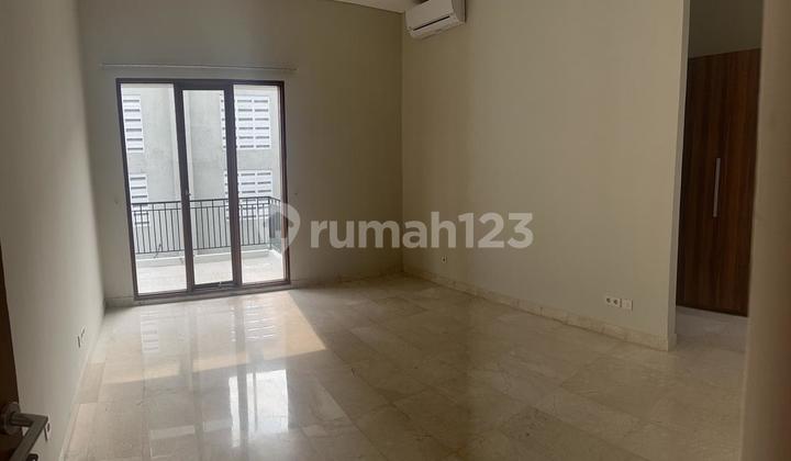 Rumah Bagus SHM di Kemang