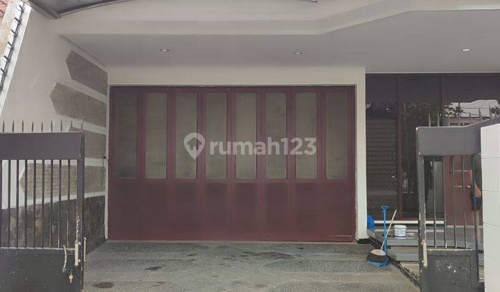 Rumah Tenggilis Siap Huni Sudah Renovasi Tinggal Masuk 2