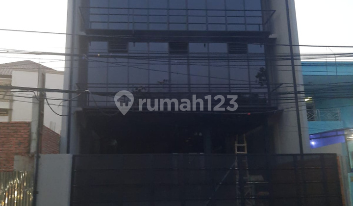 Disewakan Ruko Lokasi Strategis Di Cempaka Putih Jakarta Pusat Disewakan Ruko Lokasi Strategis Di Cempaka Putih Jakarta Pusat