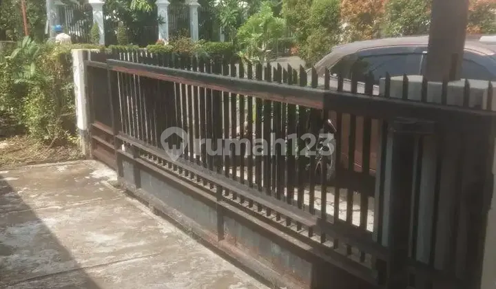 Disewakan Rumah Strategis Akses Jalan Lebar di Rawamangun Jakarta Timur 2