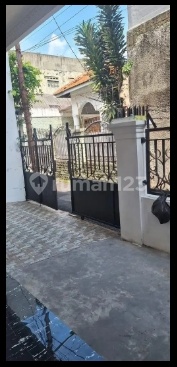 Disewakan Rumah Baru Strategis Dekat Jl Raya Otista Jatinegara Jakarta Timur 2