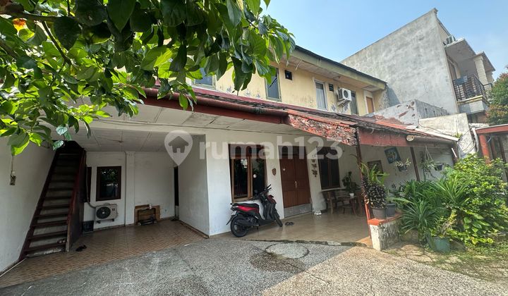 Dijual Rumah Radio Dalam Strategis Rumah Bagus SHM di Kebayoran Baru