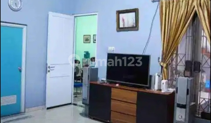 Price Slashed Far Below Market Price for House in Kav DKI, Pondok Kelapa, East Jakarta 2