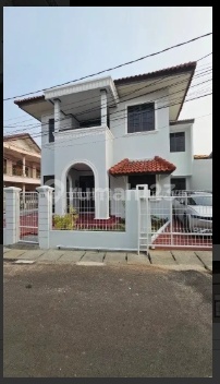 Disewakan Rumah Luas di Utan Kayu Matraman Jakarta Timur