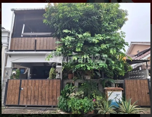Dijual Cepat Rumah Strategis di Puri Gading Bekasi