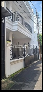 Disewakan Rumah Baru Strategis Dekat Jl Raya Otista Jatinegara Jakarta Timur Disewakan Rumah Baru Strategis Dekat Jl Raya Otista Jatinegara Jakarta Timur