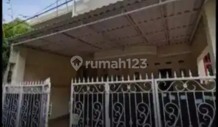 For Rent: 2-Story House in Pondok Kelapa, East Jakarta