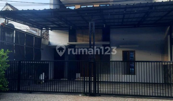 For Rent: House suitable for Office in Penggilingan, Cakung, East Jakarta 1