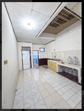 Disewakan Disewakan Rumah Strategis di Pancoran Jakarta Selatan 2