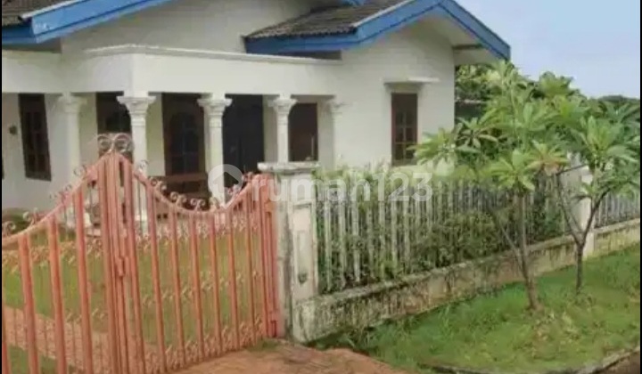 Dijual Rumah Hook Luas dan Strategis di Kembangan Jakarta Barat