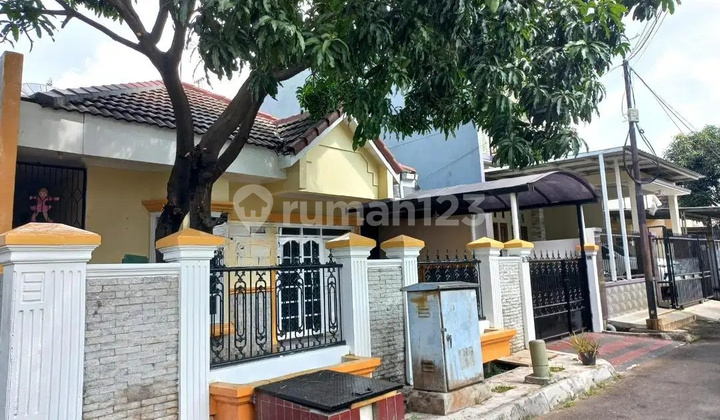 For Rent: House in Taman Pulo Indah Housing Complex, Penggilingan, Cakung, East Jakarta