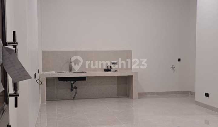Disewakan Rumah di De Sactuary Jatibening Bekasi Dekat LRT 2
