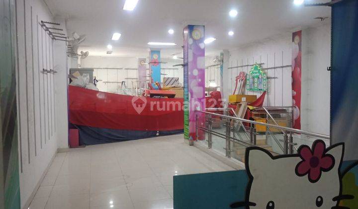 Dijual Ruko 2 Lantai Pusat Kota Ciparay Kabupaten Bandung.
 2