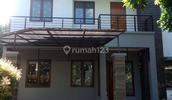 Disewakan Rumah Siap Huni Lokasi Hoek Di Raffless Hills Cibubur 1