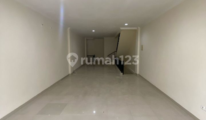 Ruko Green Lake City Fresh Market (Ukuran 4,5x19 m) Ruko Green Lake City Fresh Market (Ukuran 4,5x19 m)