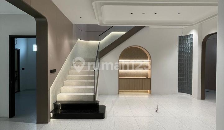 Rumah KFT (Ukuran 9x20 m) Rumah KFT (Ukuran 9x20 m)